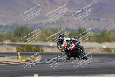 media/Nov-12-2023-SoCal Trackdays (Sun) [[5d1fba4e7d]]/Turn 14 (1035am)/
